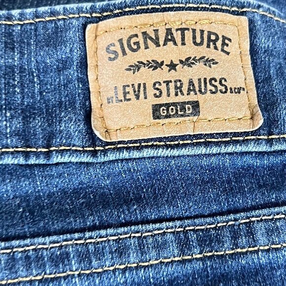 Signature Levi Strauss Womens Cropped Jeans Mid Rise Capri Size 20 - Picture 6 of 10